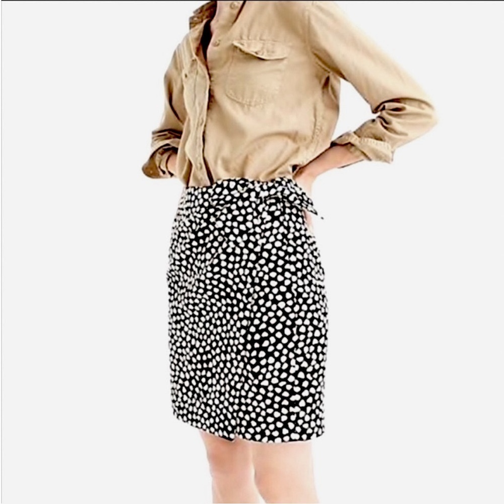 J. Crew Black and Gold Metallic Pebble Print Jacquard Wrap Skirt Size 4